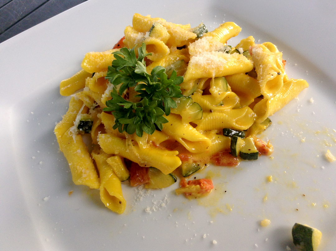 Garganelli di zucchine e zafferano