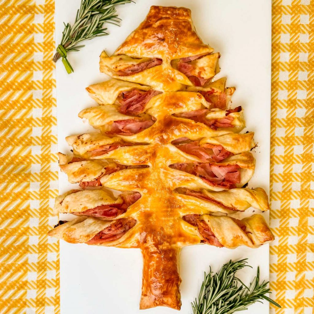 Albero di Natale dorato in sfoglia