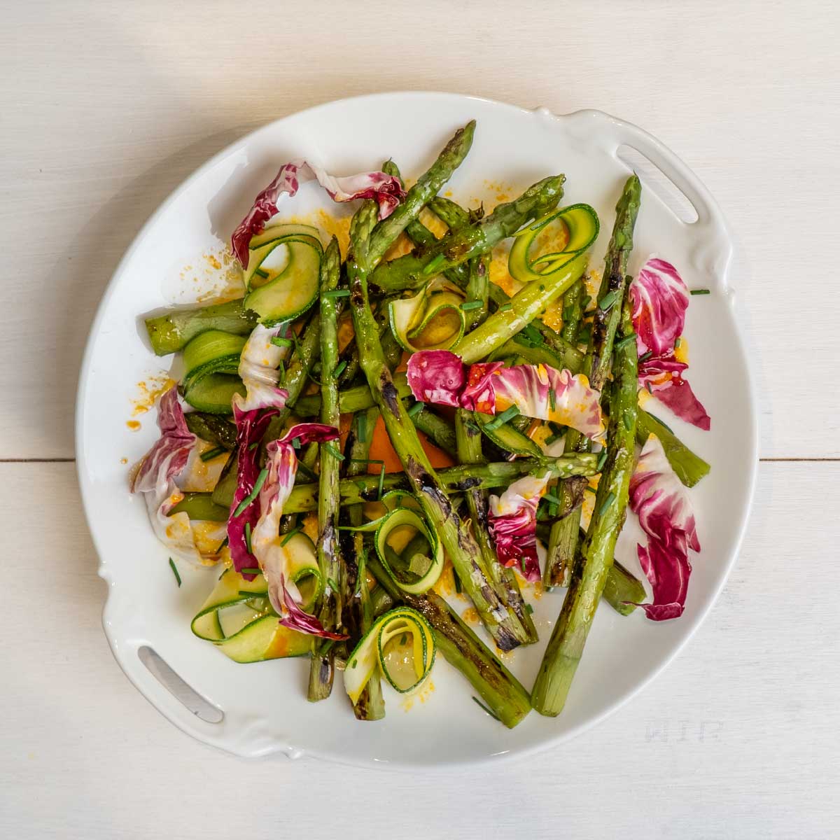 Asparagi in salsa allo zafferano